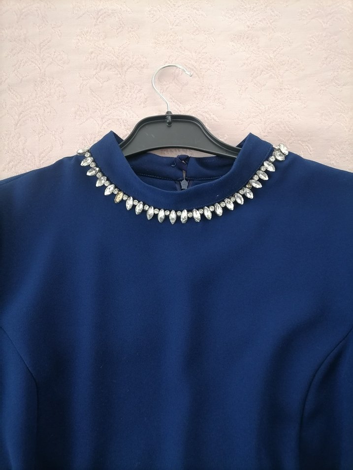 Zincir Detaylı Lacivert Uzun Kollu Elbise - Görsel 3