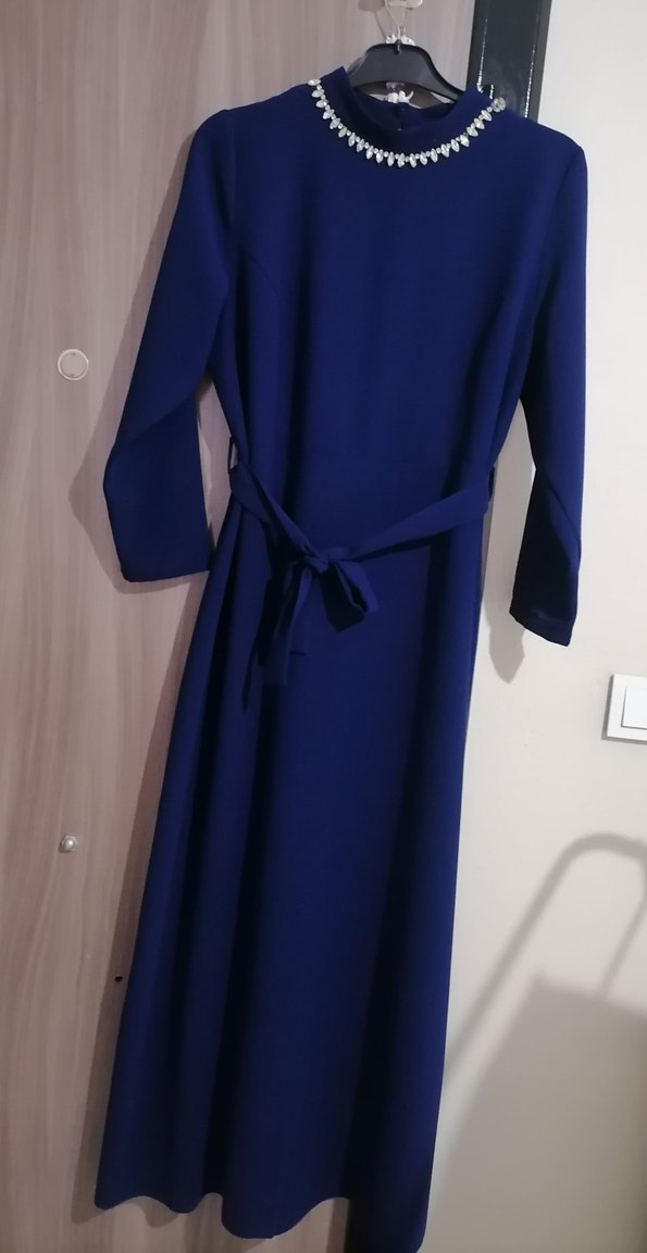 Zincir Detaylı Lacivert Uzun Kollu Elbise - Görsel 2