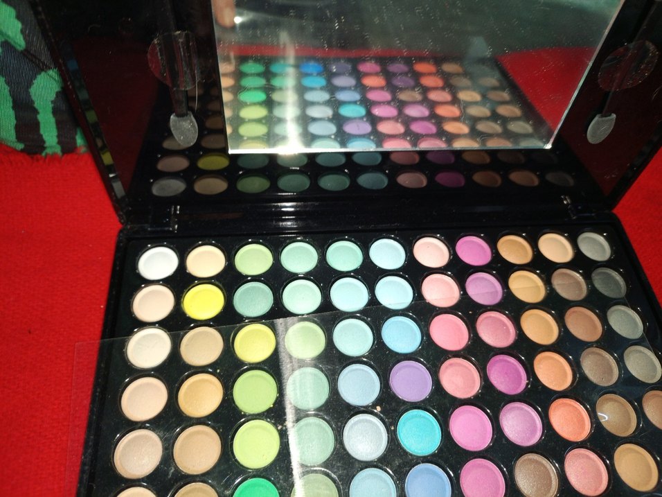 Çok Renkli Far Paleti mac orjinal değil - Görsel 3