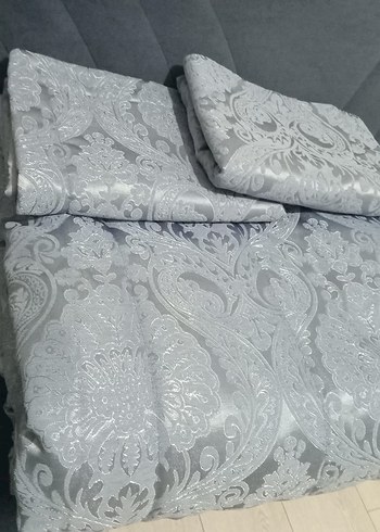 Diğer lacivert Nakışlı Yatak Örtüsü
