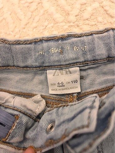 Zara Zara regular kot pantolon (4-5 yaş)