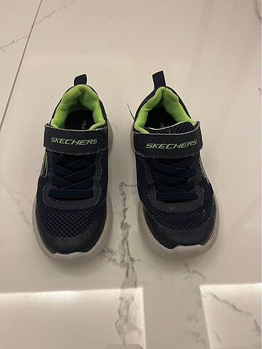 Skechers spor ayakkabı