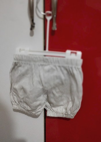 Beyaz Pilili Pamuklu Mini Şort - Görsel 2