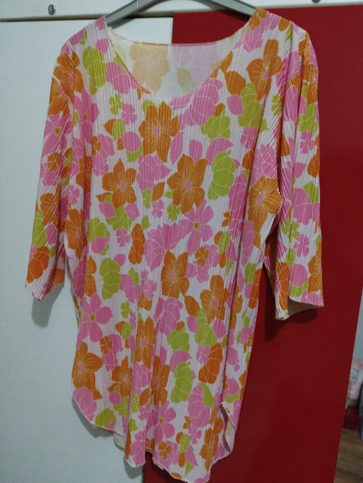 Pembe Çiçekli pareo - Görsel 2