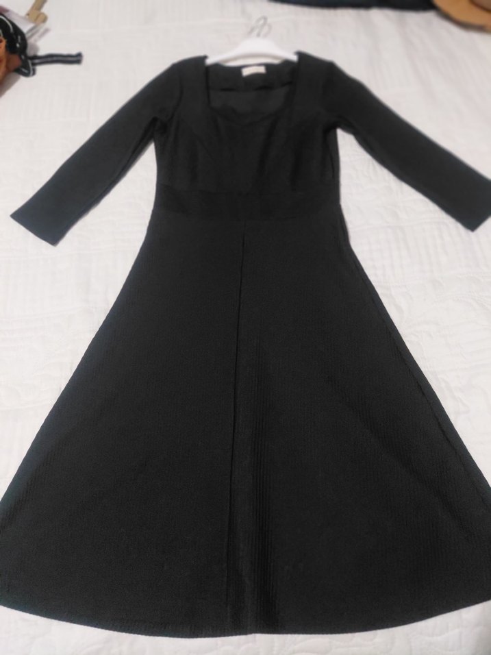 Uzun Siyah V Yaka Klasik Kadın Elbise - Görsel 2