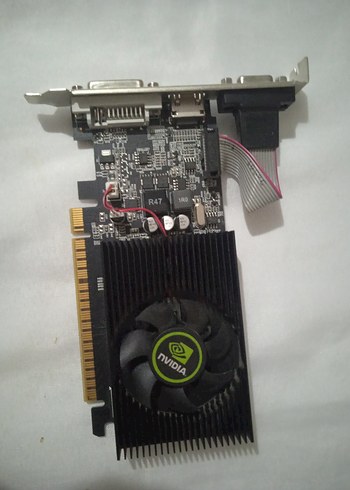 Siyah Soğutuculu NVIDIA Ekran Kartı - Görsel 2