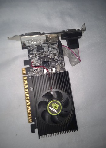 Siyah Soğutuculu NVIDIA Ekran Kartı - Görsel 3