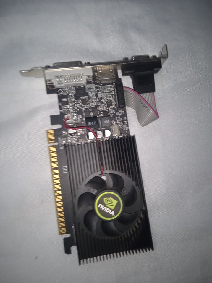 Siyah Soğutuculu NVIDIA Ekran Kartı - Görsel 3