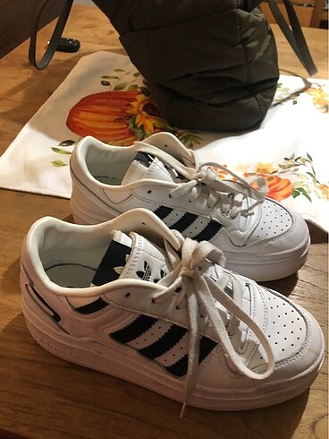 Adidas Orjinal yüksel taban