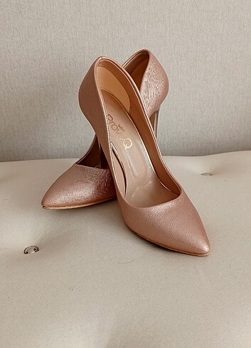 Diğer Stiletto