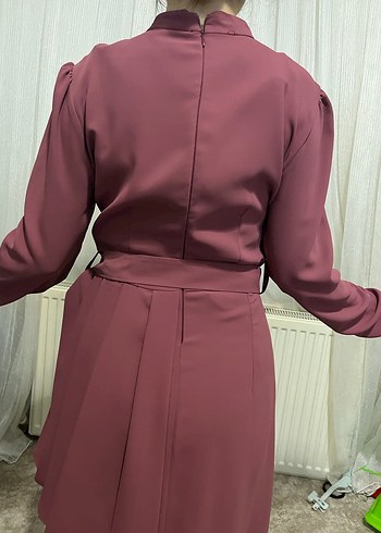 Kemer Detaylı Bordo Kadın Uzun Elbise - Görsel 4