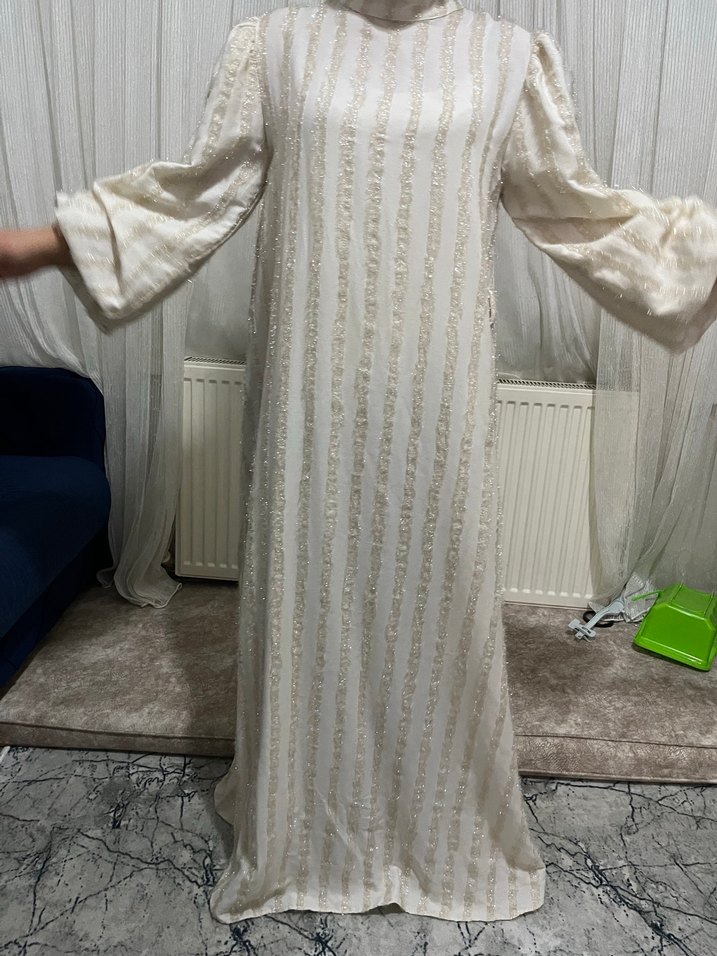 Nakışlı Beyaz Uzun Keten Elbise - Görsel 2