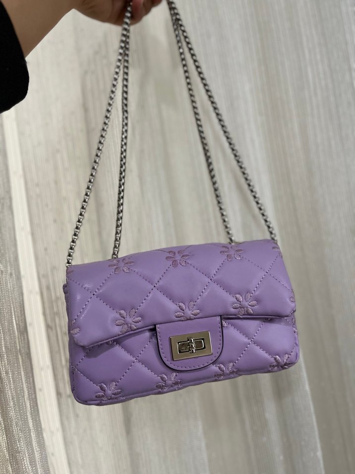 Mor Zincir Detaylı Nakışlı Kadın Çanta - Görsel 3