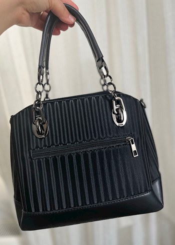 Siyah Parlak Gotik Deri Kadın Çanta - Görsel 2