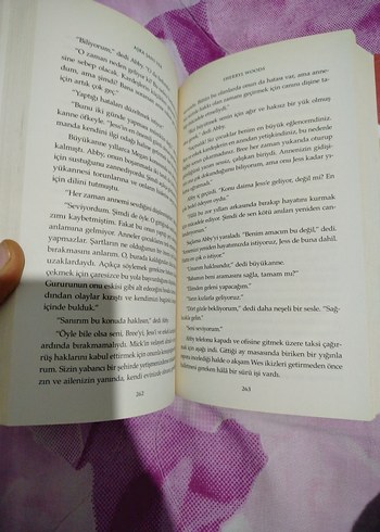 Sheryl Woods - Aşka Şans Ver Romanı - Görsel 3