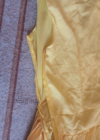 Sarı Kolsuz Midi Keten Elbise - Görsel 9