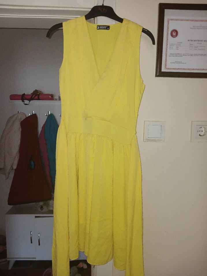 Sarı Kolsuz Midi Keten Elbise - Görsel 4