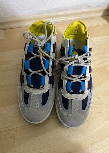 Adidas Erkek spor ayakkabı