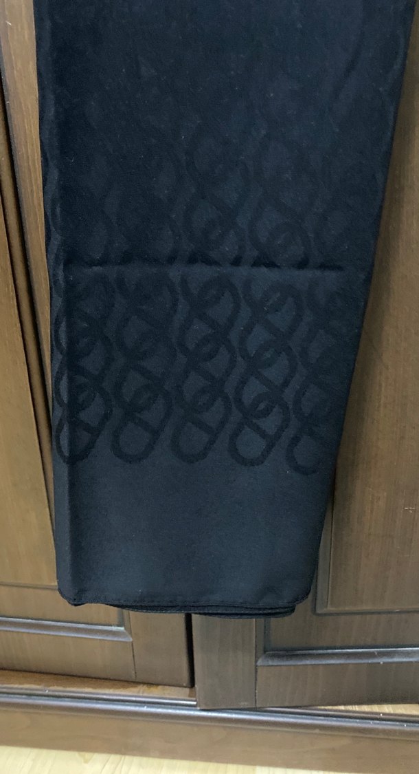 Siyah Kadın Drapeli Sargı Kumaş - Görsel 4