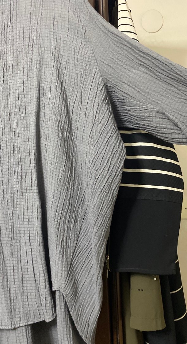 Gri Kadın Keten Düğmeli Gömlek - Görsel 3