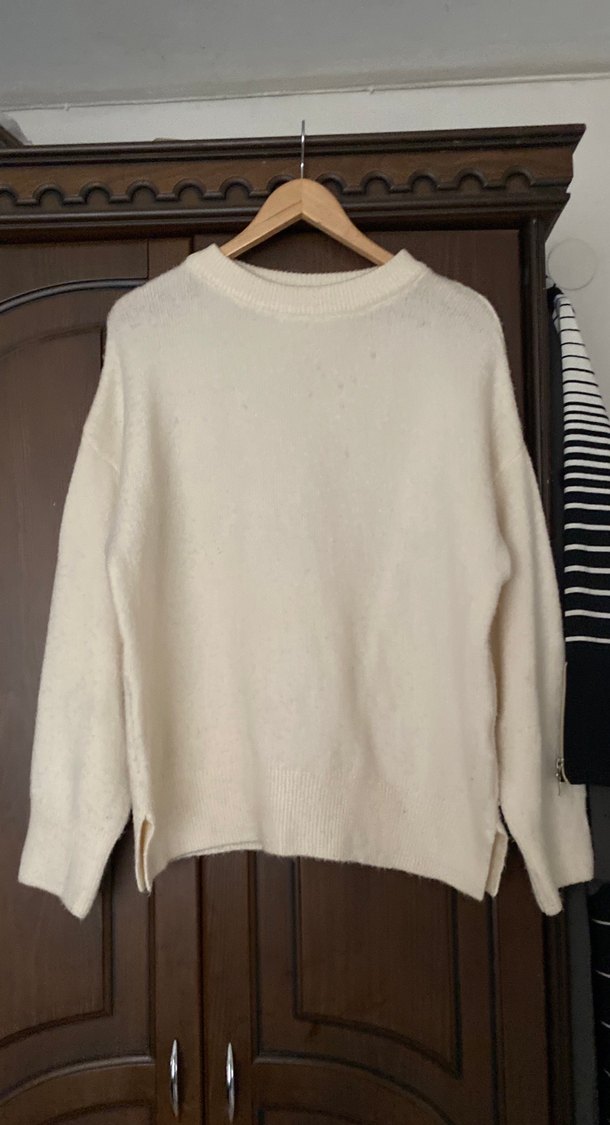 Beyaz Kadın Örgü Yün Kazak - Görsel 2