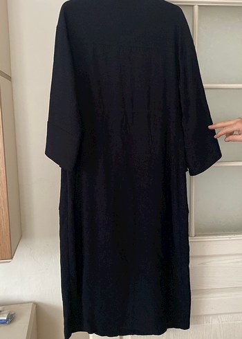 Siyah Uzun Düğmeli Kadın Kaban - Görsel 3