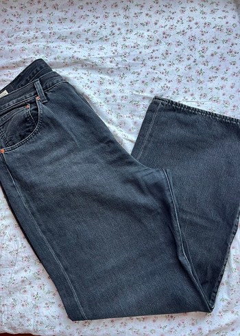 Levis 501 Relaxed Jean
