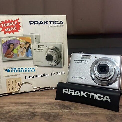Praktica Luxmedia 12-Z4TS Vintage Kamera