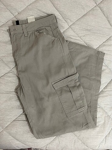 Gri kargo pantolon