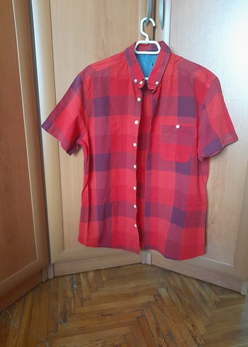 Kırmızı Düğmeli Kısa Kollu Pamuklu Erkek Gömlek - Görsel 2