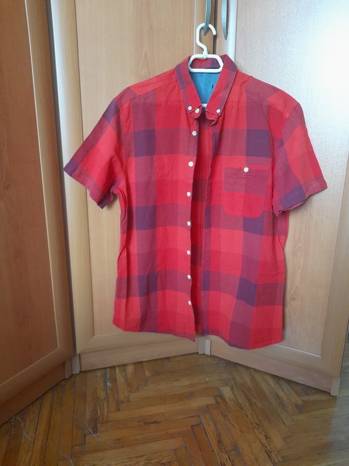 Kırmızı Düğmeli Kısa Kollu Pamuklu Erkek Gömlek - Görsel 2