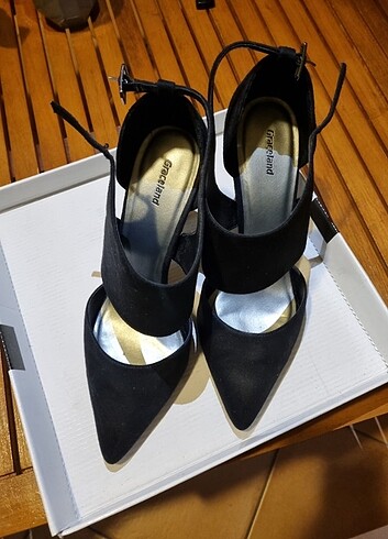 Çok şık bilekten baglamali - Görsel 2