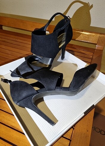 Çok şık bilekten baglamali - Görsel 5