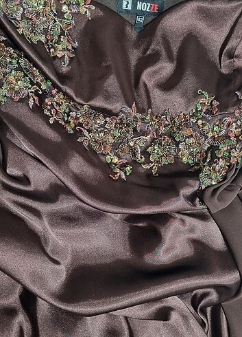 Pul detaylı şık abiye - Görsel 7