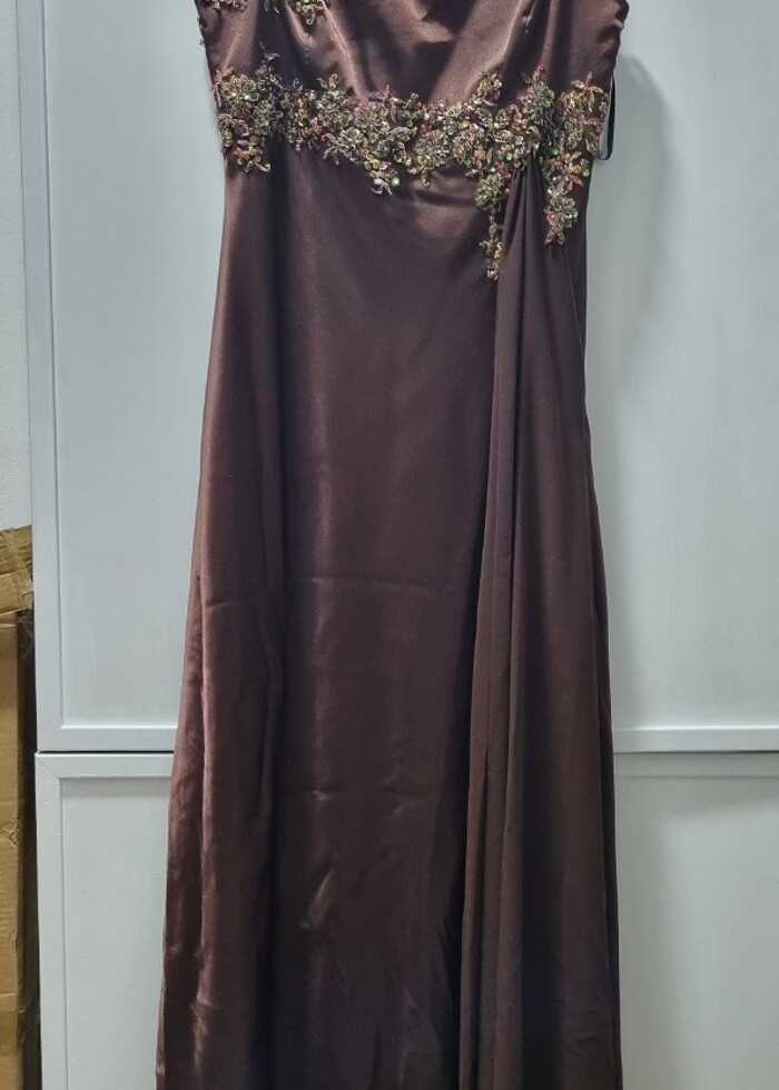 Pul detaylı şık abiye - Görsel 2