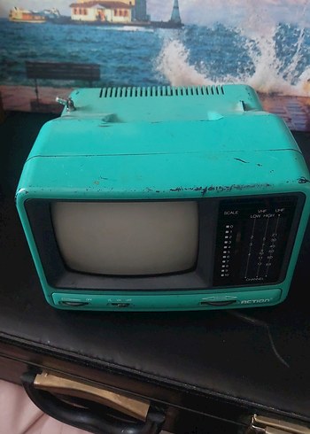 Yeşil Retro Monitör - Görsel 5