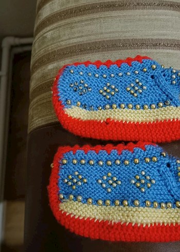 Diğer Çok Renkli Nakışlı Örgü Erkek Bebek Patik