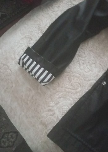 Düğmeli Siyah Deri Midi Yağmurluk - Görsel 2