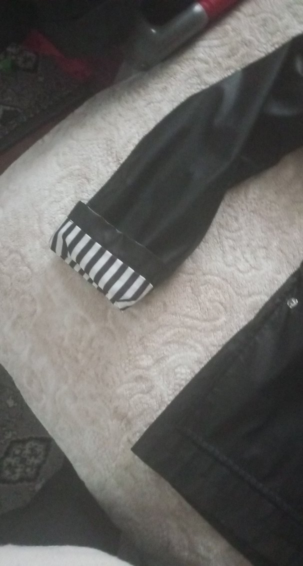 Düğmeli Siyah Deri Midi Yağmurluk - Görsel 2