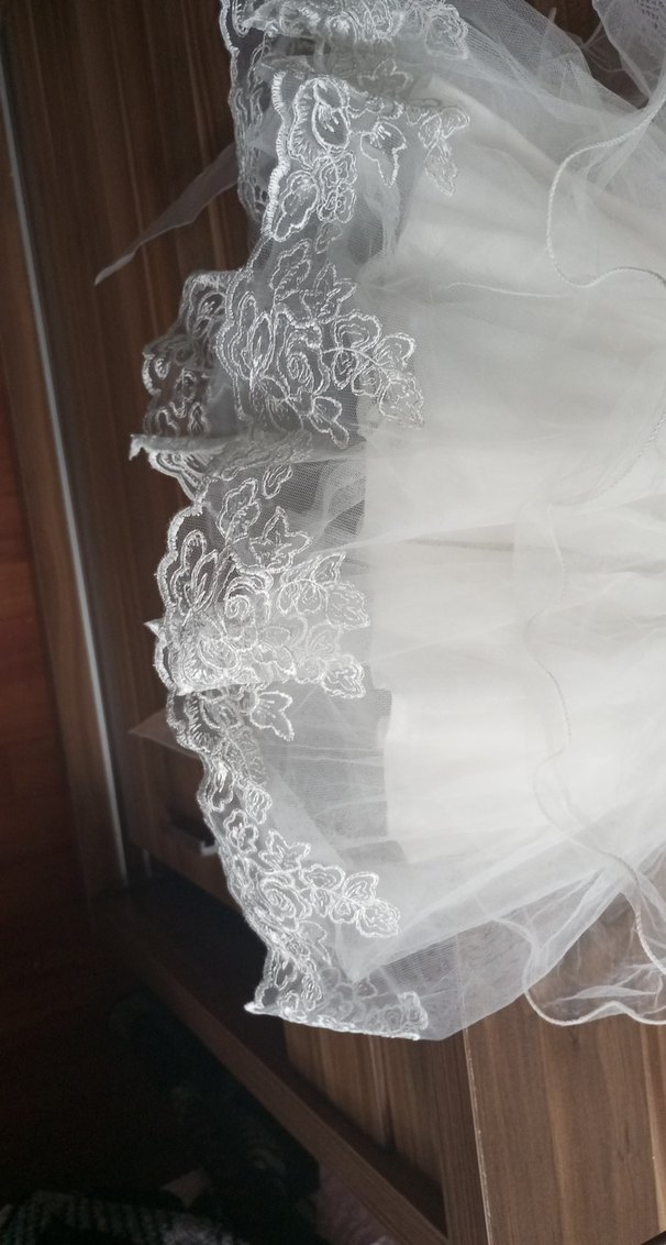 Kız Çocuk Beyaz Nakışlı Fırfırlı Elbise - Görsel 3