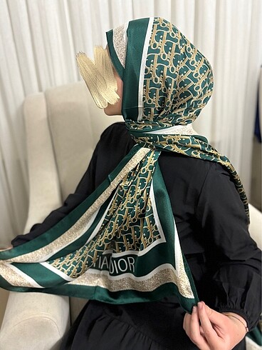 Zümrüt yeşili vual ipek dior şal