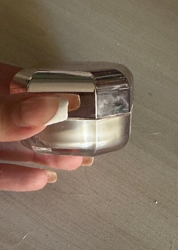 fenty kadın pudra - Görsel 2