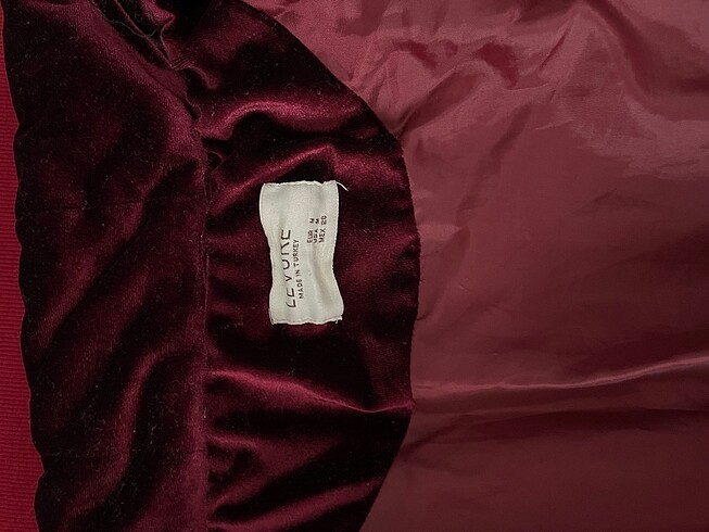 m Beden bordo Renk Montt