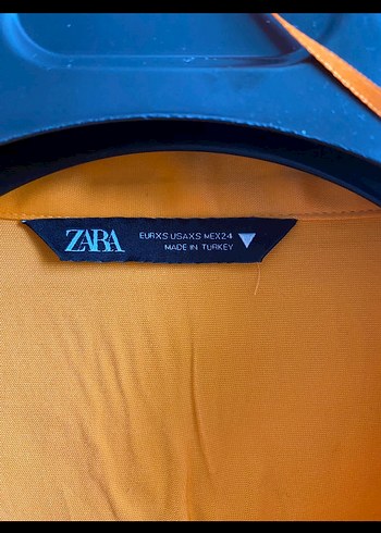 34 Beden Zara Uzun Kollu Turuncu Mini Elbise