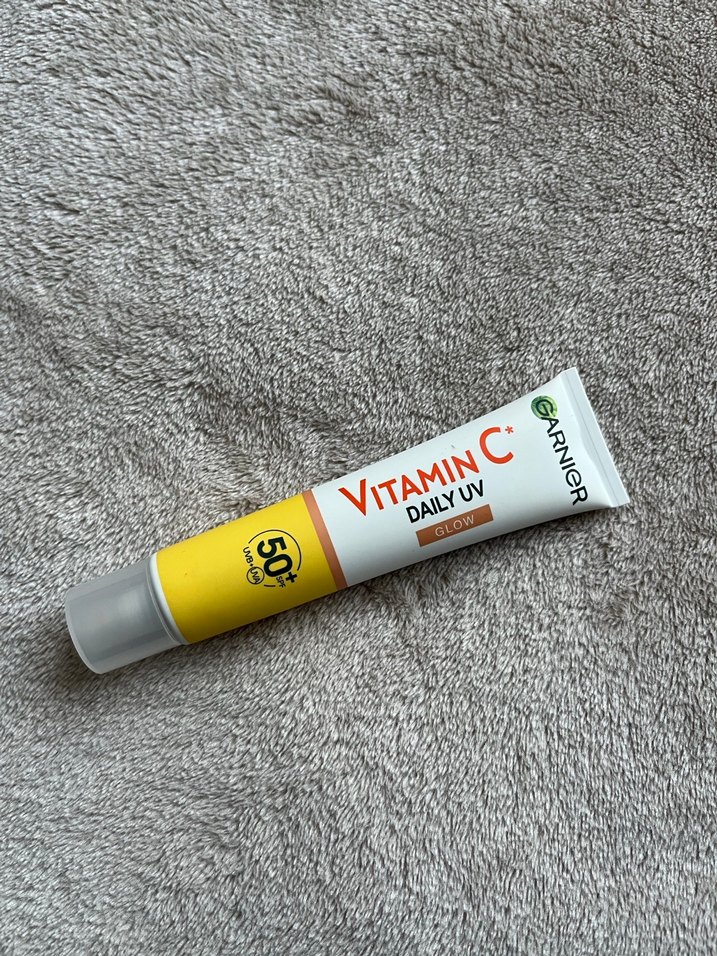 Garnier Vitamin C Güneş Koruyucu SPF 50 - Görsel 2