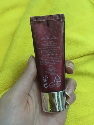 Benefit Cosmetics Missha bb krem no 23 20 ml