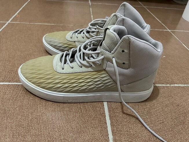 Orijinal Adidas çok temiz