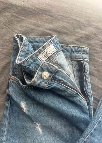 Defacto yırtık pantolon - Görsel 3