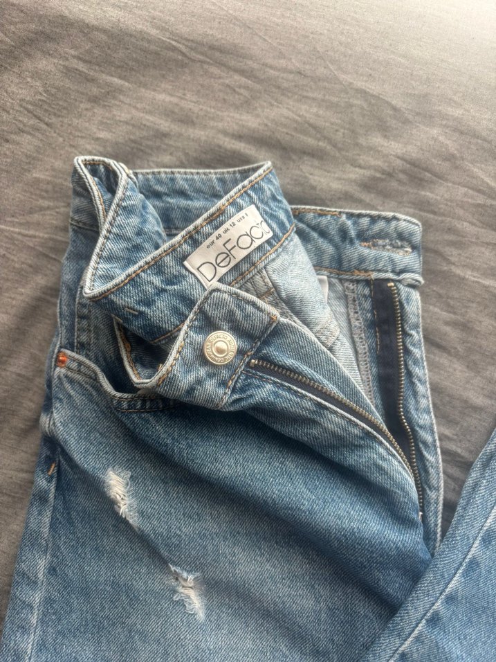 Defacto yırtık pantolon - Görsel 3