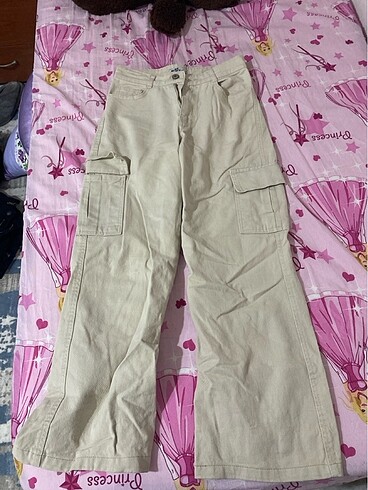 PANTOLON